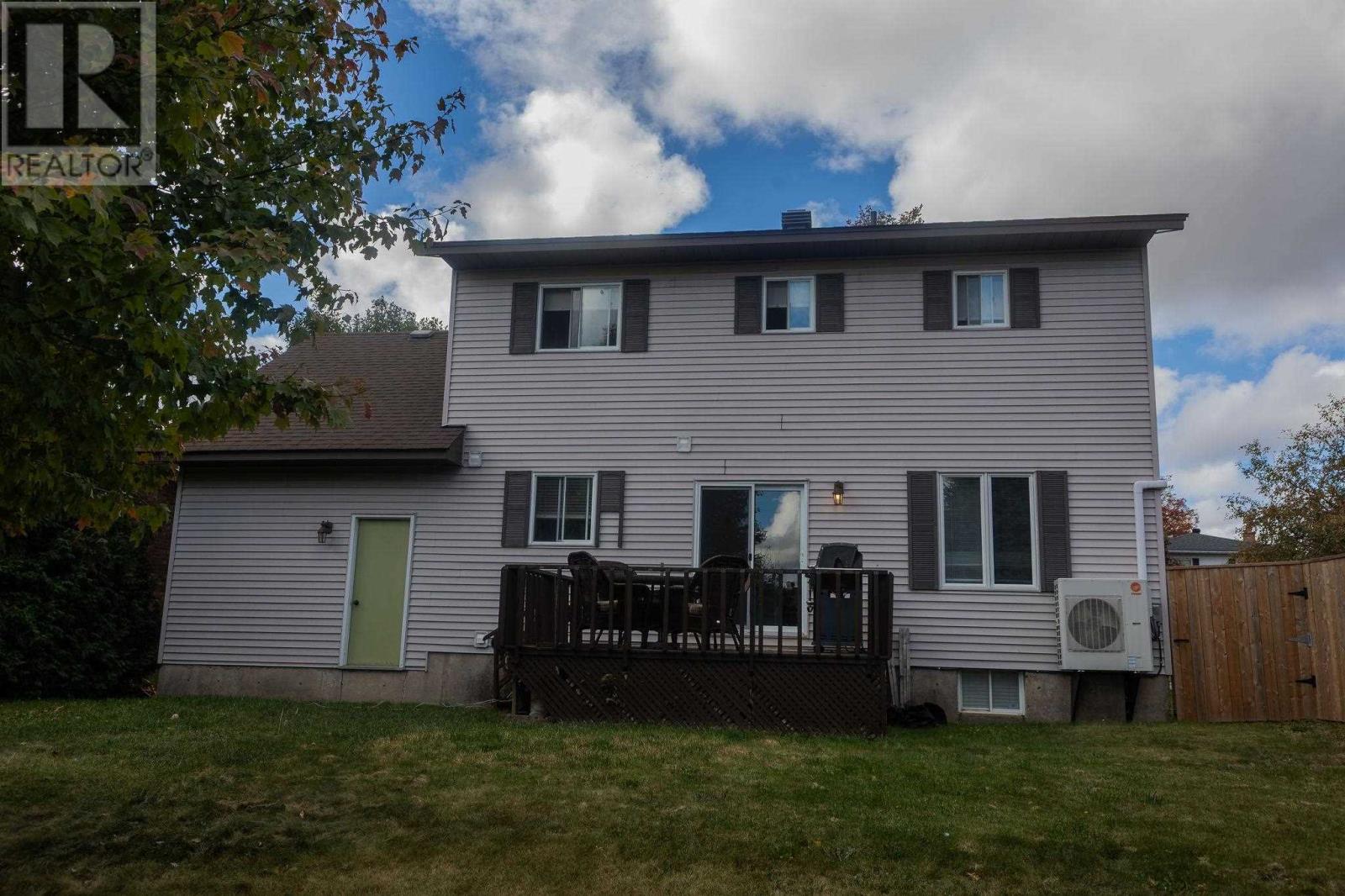 40 Burton Rd, Sault Ste. Marie, Ontario  P6B 5X1 - Photo 4 - SM262840