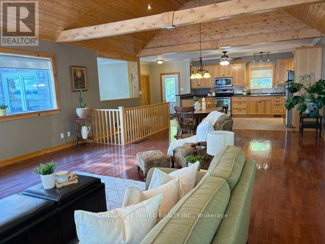 3069 Clear Lake Road W, Selwyn, Ontario  K0L 2H0 - Photo 12 - X13077258