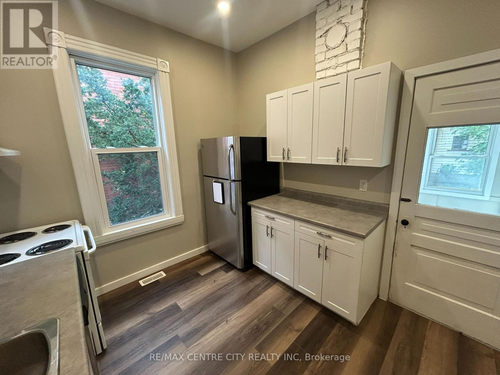 40 Queen Street, St. Thomas, Ontario  N5R 3J2 - Photo 8 - X13856362