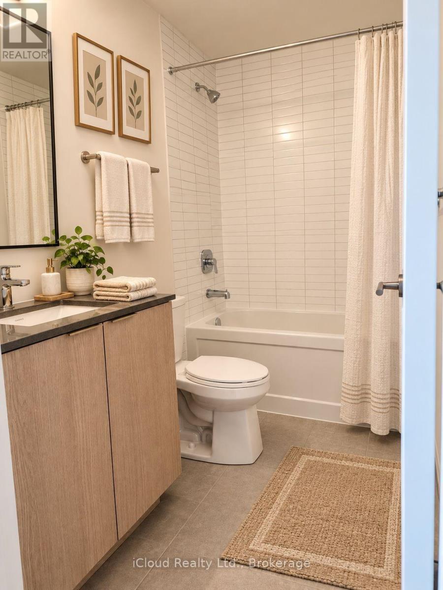 407 - 3008 Willam Cutmore Boulevard, Oakville, Ontario  L6H 3S3 - Photo 2 - W13882948
