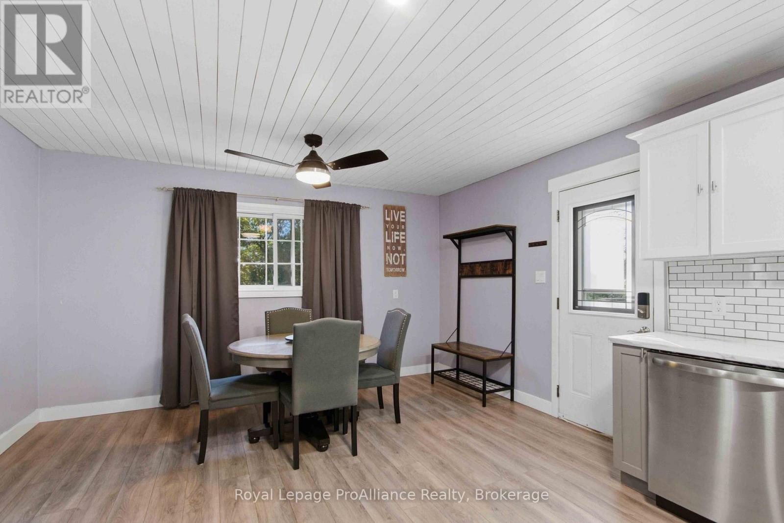 114 Catherine Street, Quinte West, Ontario  K8V 5L1 - Photo 10 - X13882988