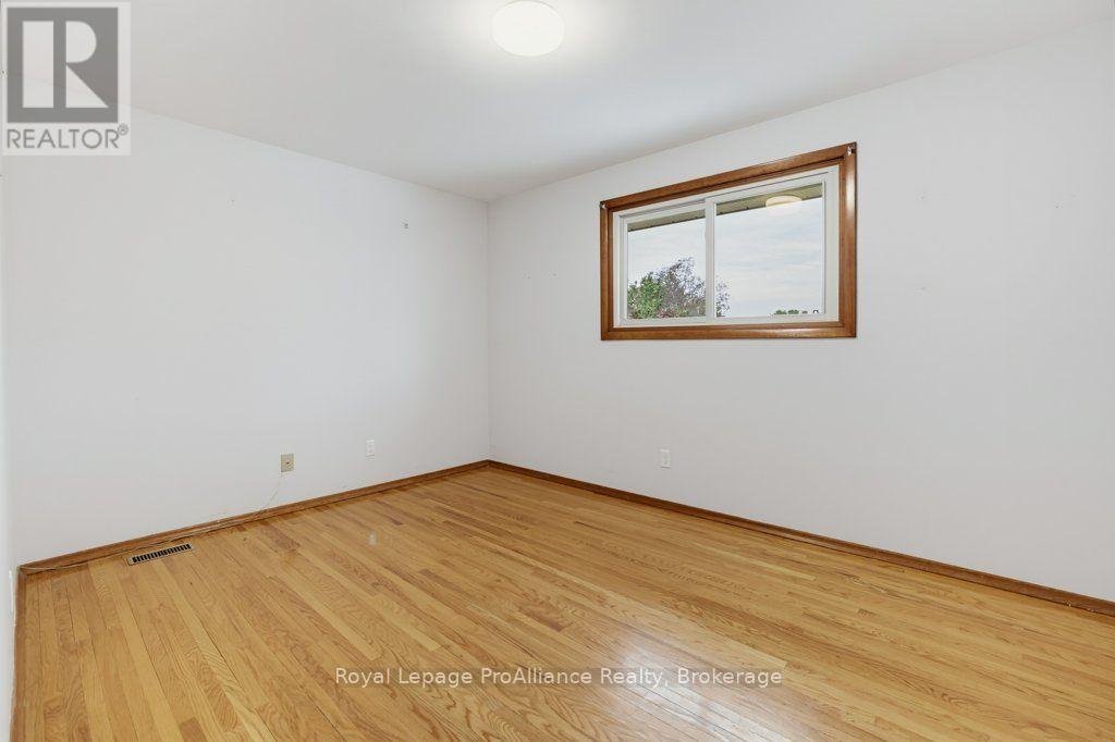 23 Thorncliffe Drive, Belleville, Ontario  K8P 4L3 - Photo 25 - X13883112