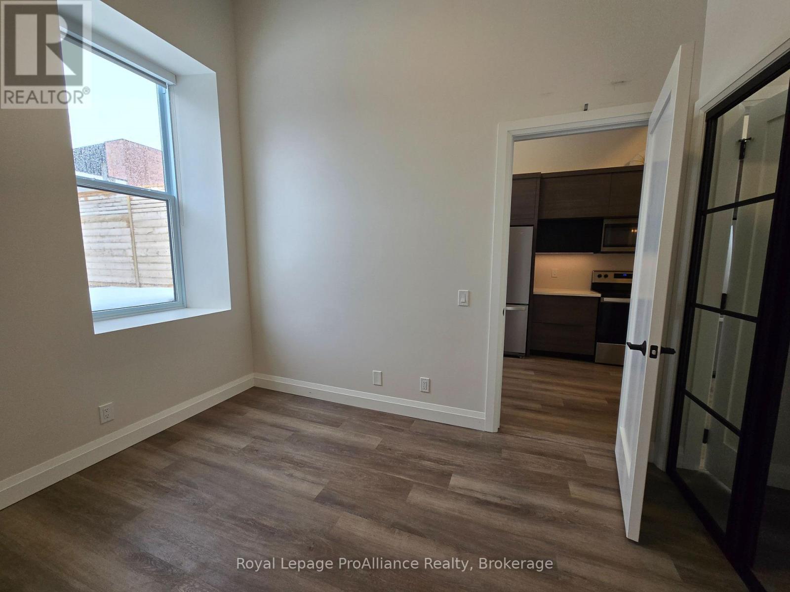 1 - 261 Front Street, Belleville, Ontario  K8N 2Z6 - Photo 10 - X13883128