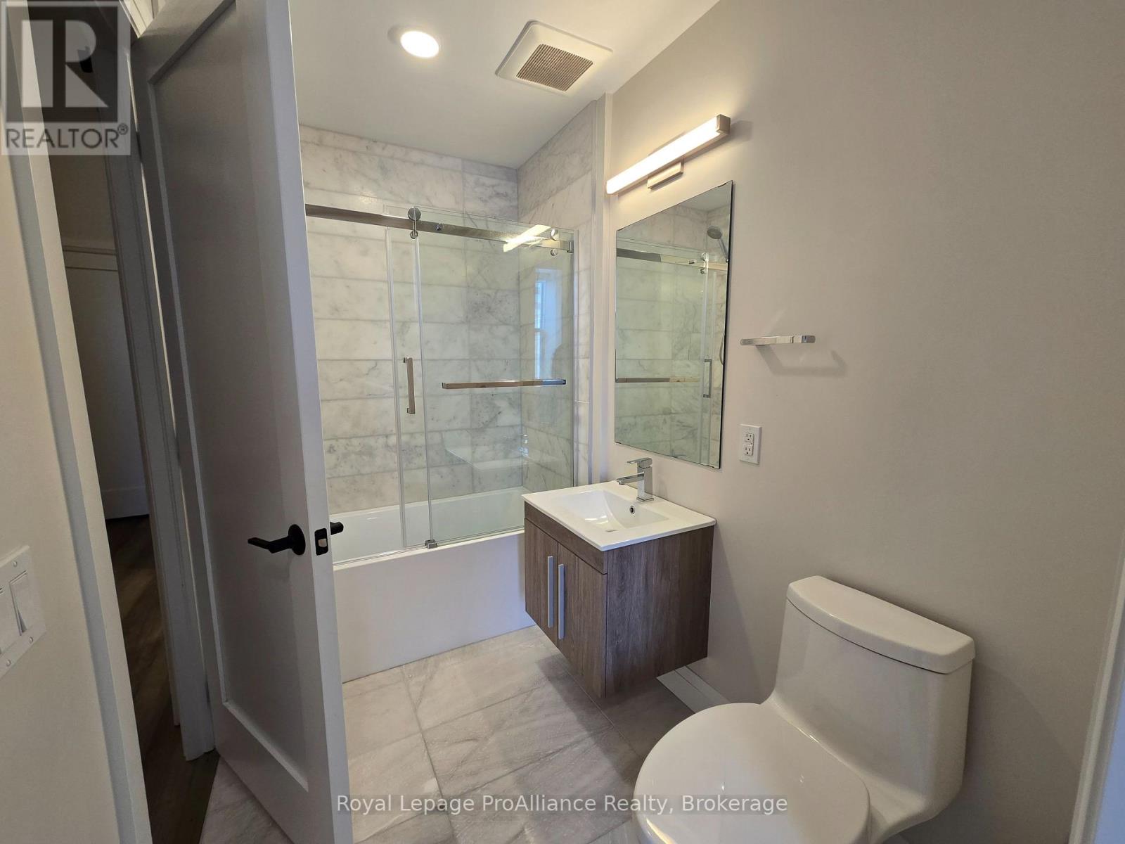 1 - 261 Front Street, Belleville, Ontario  K8N 2Z6 - Photo 12 - X13883128