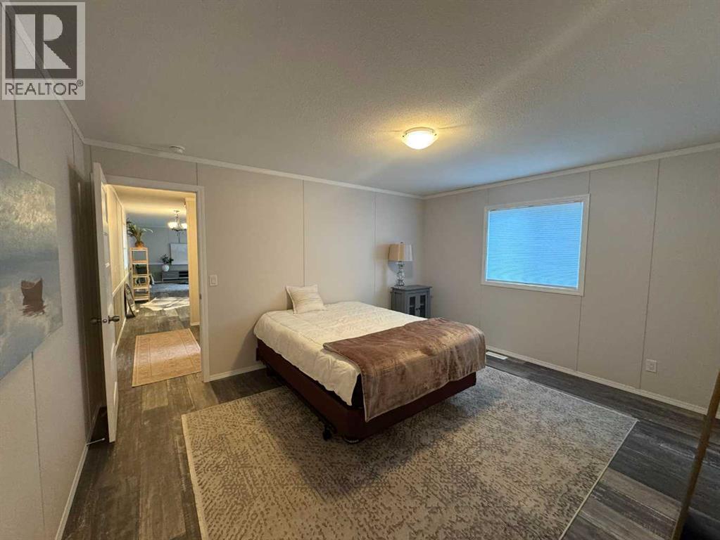 816 5th Avenue, Beaverlodge, Alberta  T0H 0C0 - Photo 10 - A2291419