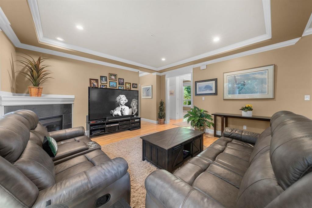 1328 Stevens Street, White Rock, British Columbia  V4B 4Y1 - Photo 12 - R3173750