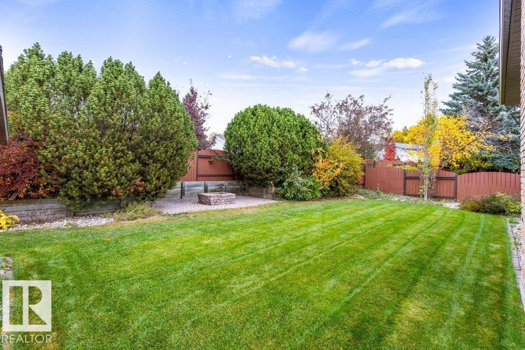 21 LORNE CR