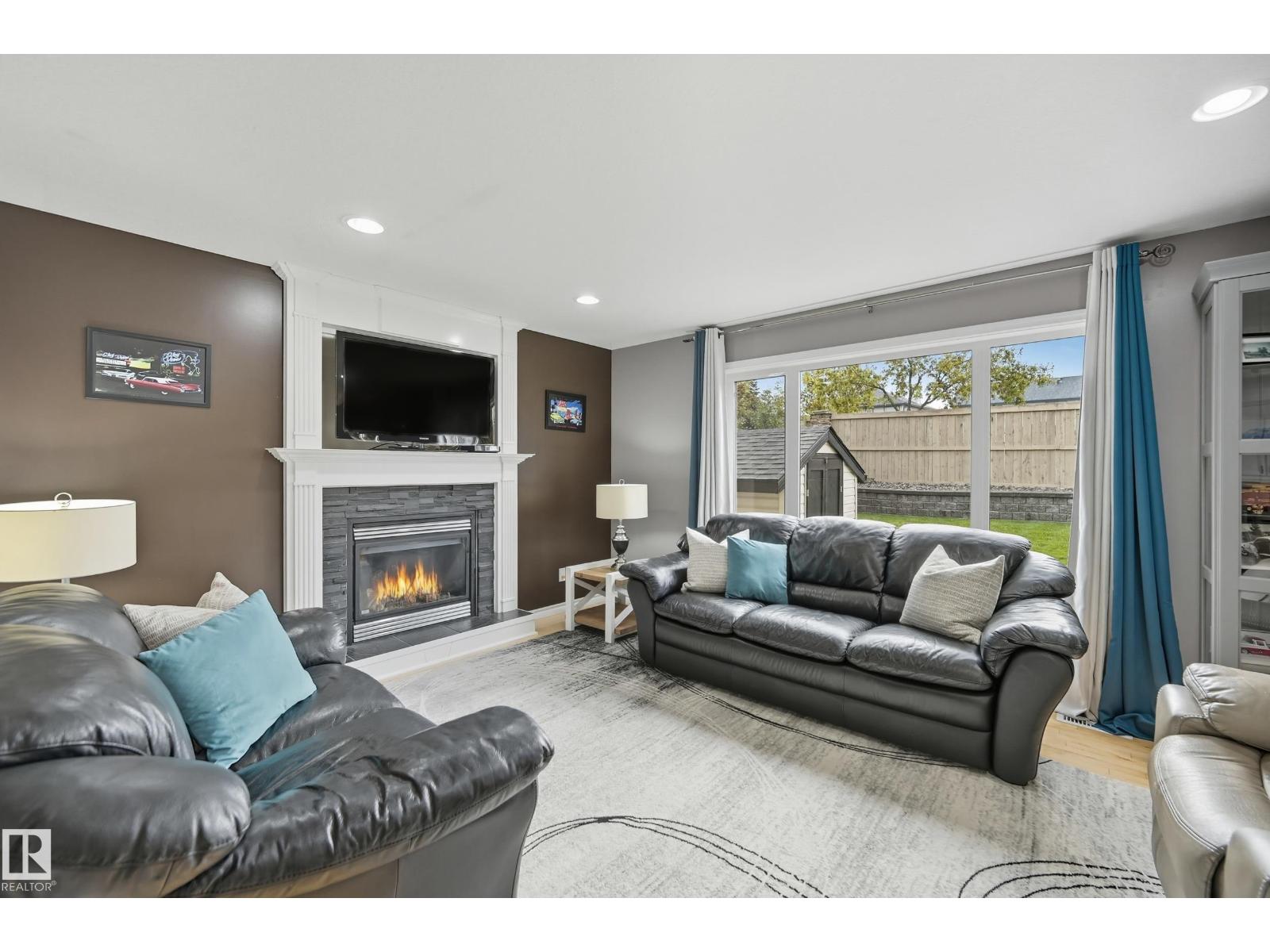 5 VALLEY CL