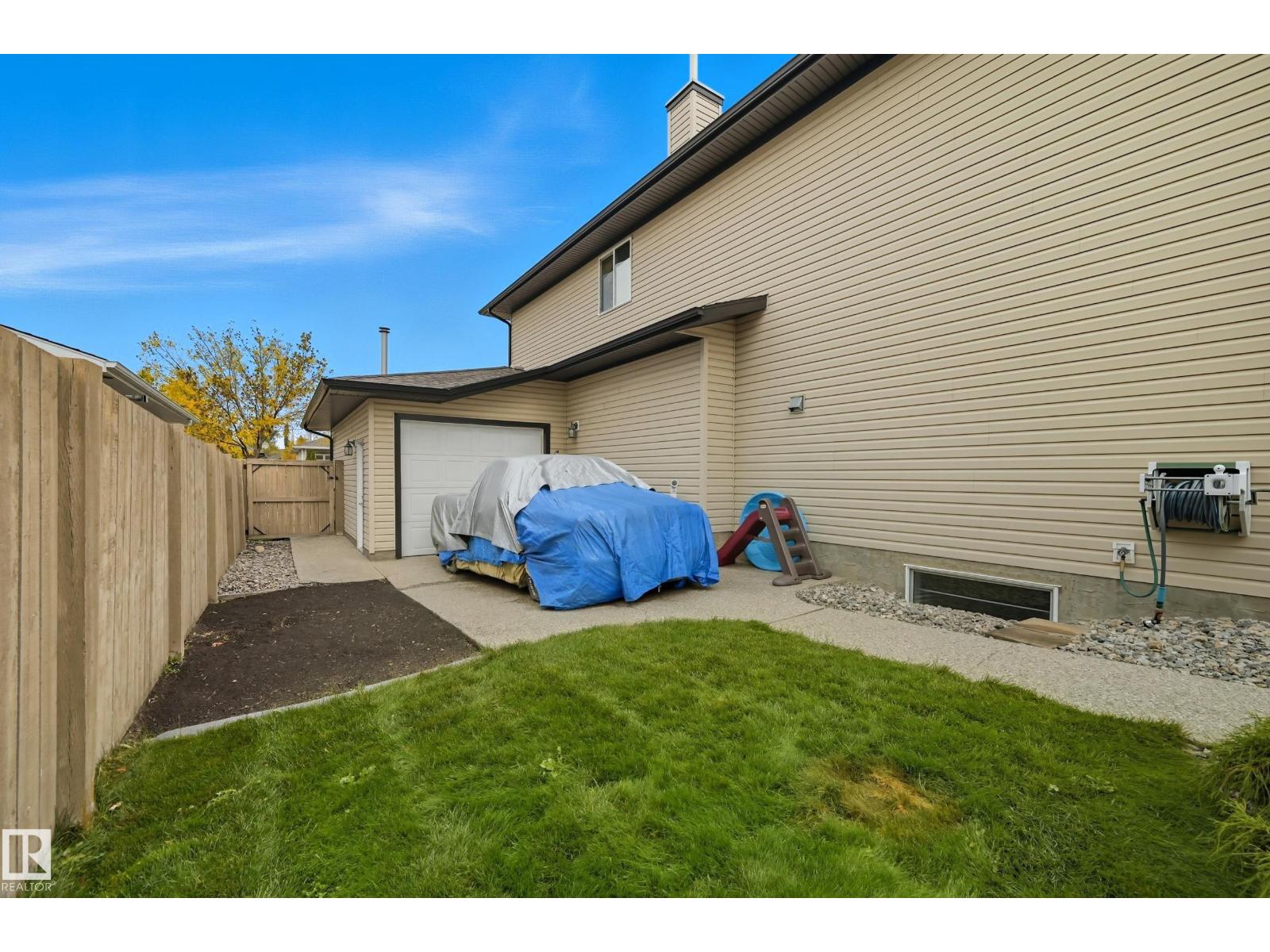 5 VALLEY CL
