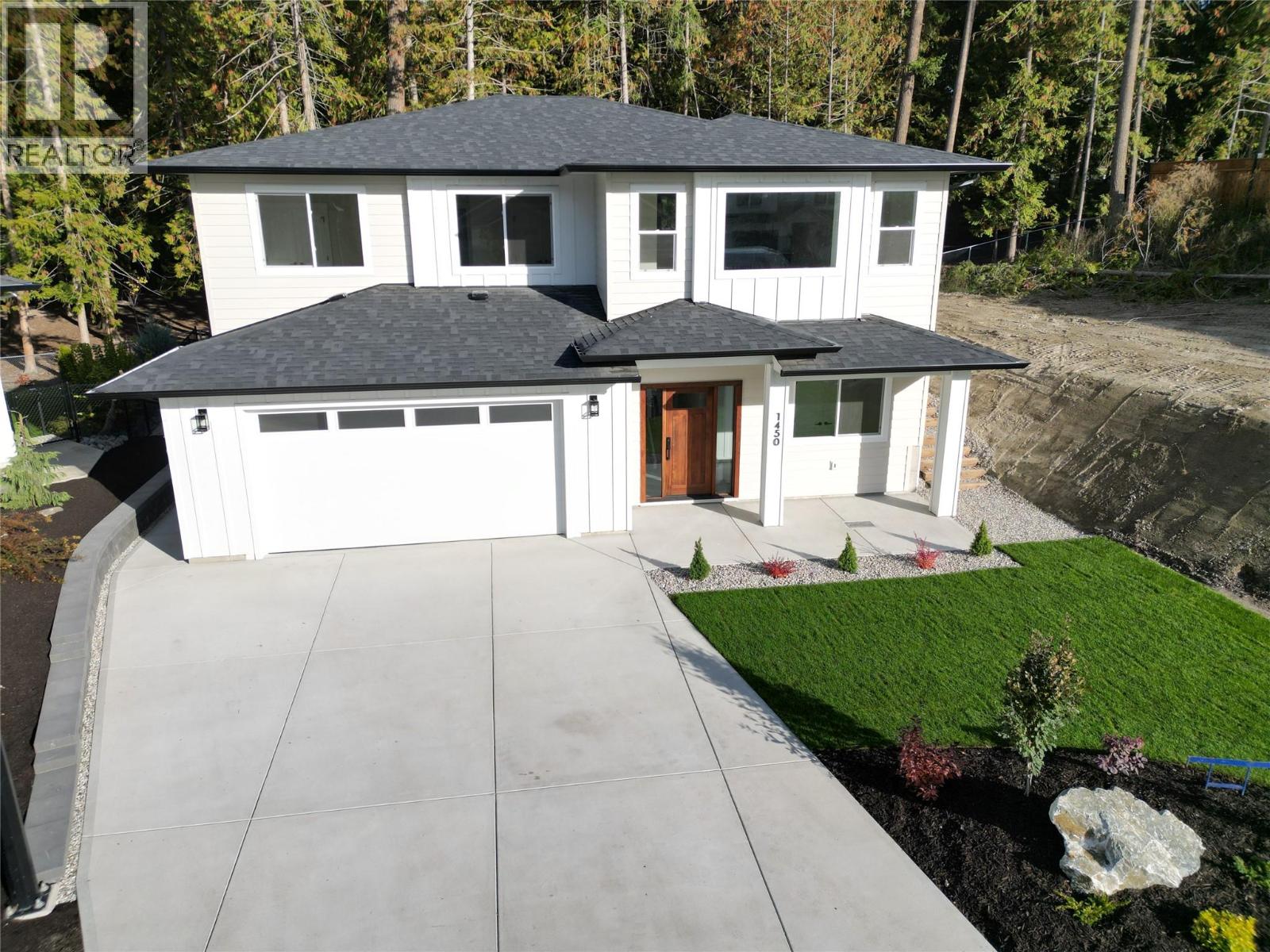 1450 21 Street NE, Salmon Arm, British Columbia