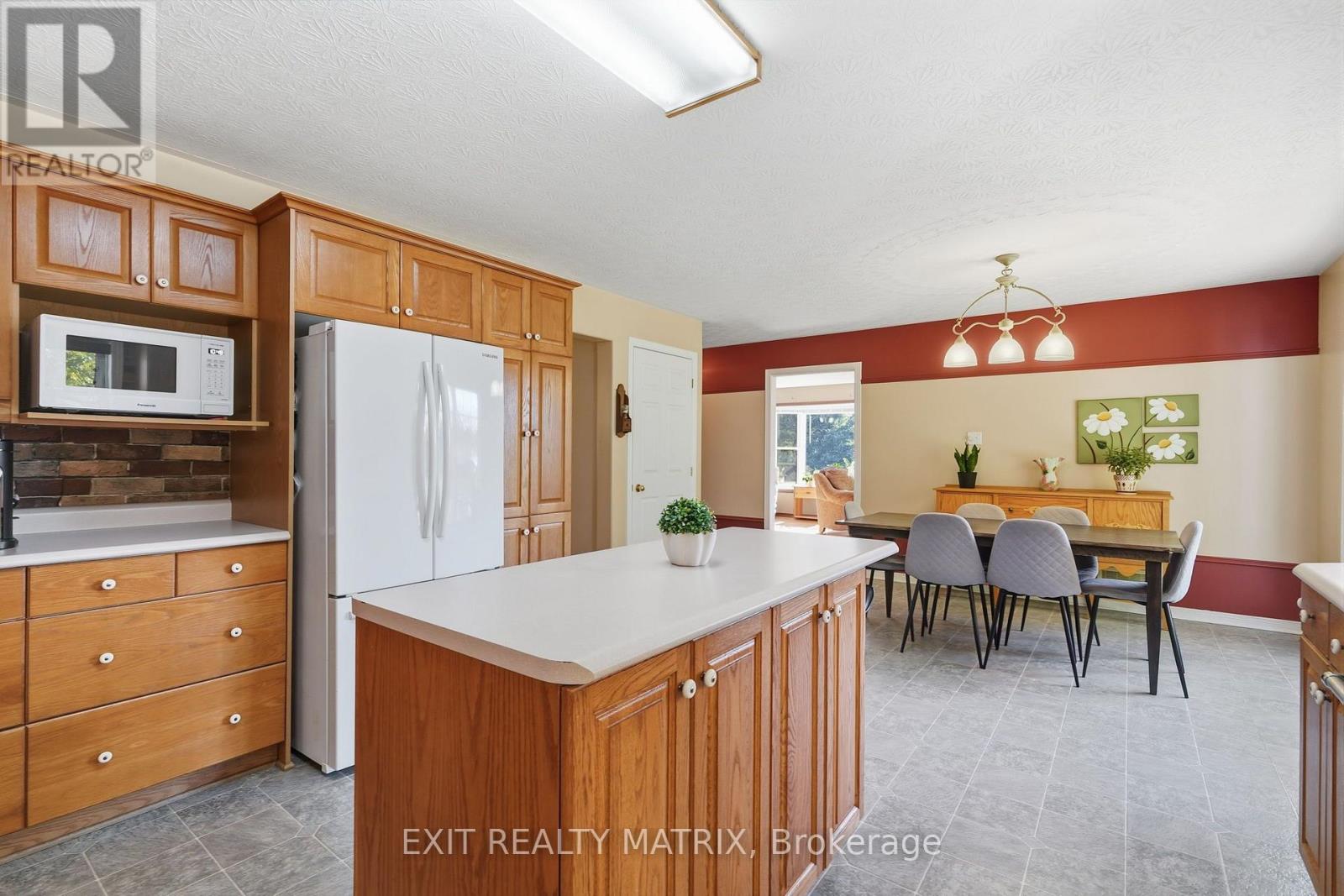 4720 O'keefe Road, South Stormont, Ontario  K0C 2A0 - Photo 14 - X13883040