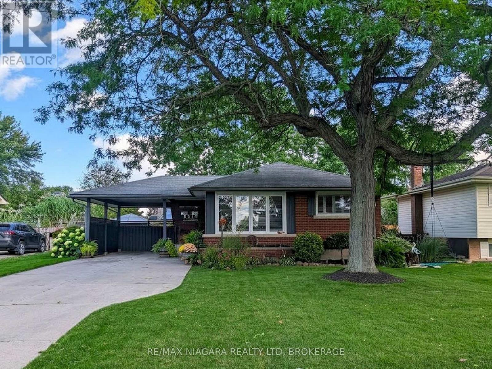 8610 Furlong Avenue, Niagara Falls (Chippawa), Ontario  L2G 6X1 - Photo 1 - X13882992