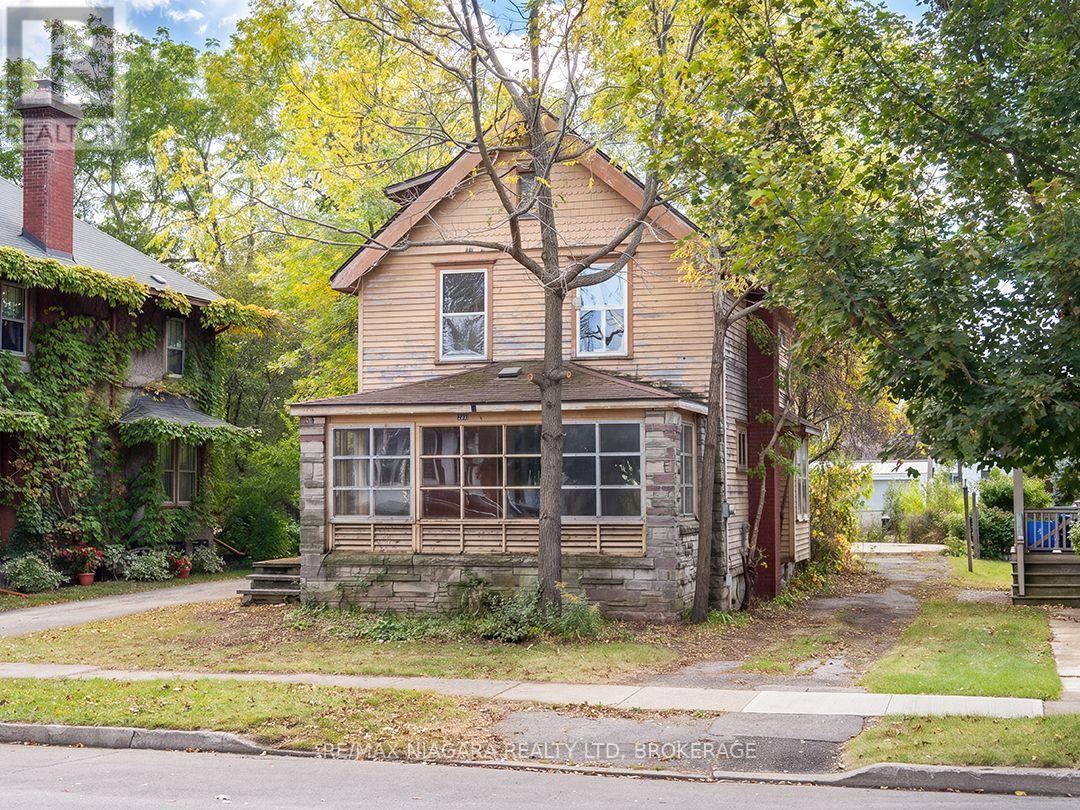 244 Charlotte Street, Port Colborne, Ontario  L3K 3E6 - Photo 2 - X13882994