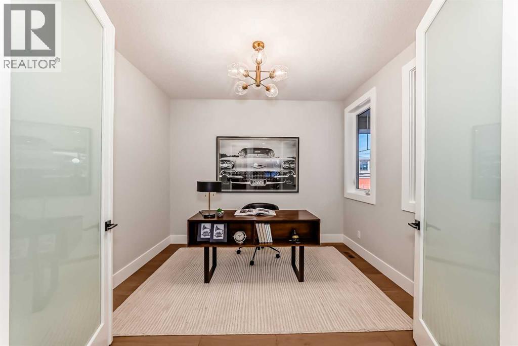 386 Spring Creek Circle Sw, Calgary, Alberta  T3H 6G4 - Photo 9 - A2351614
