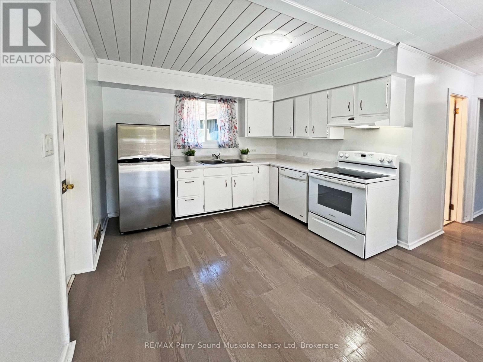 15 Church Street, Parry Sound, Ontario  P2A 1Y2 - Photo 10 - X13883000