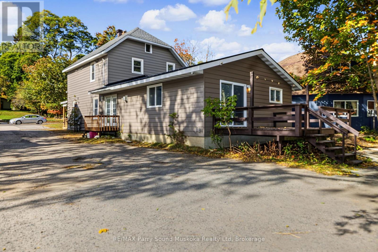 15 Church Street, Parry Sound, Ontario  P2A 1Y2 - Photo 3 - X13883000