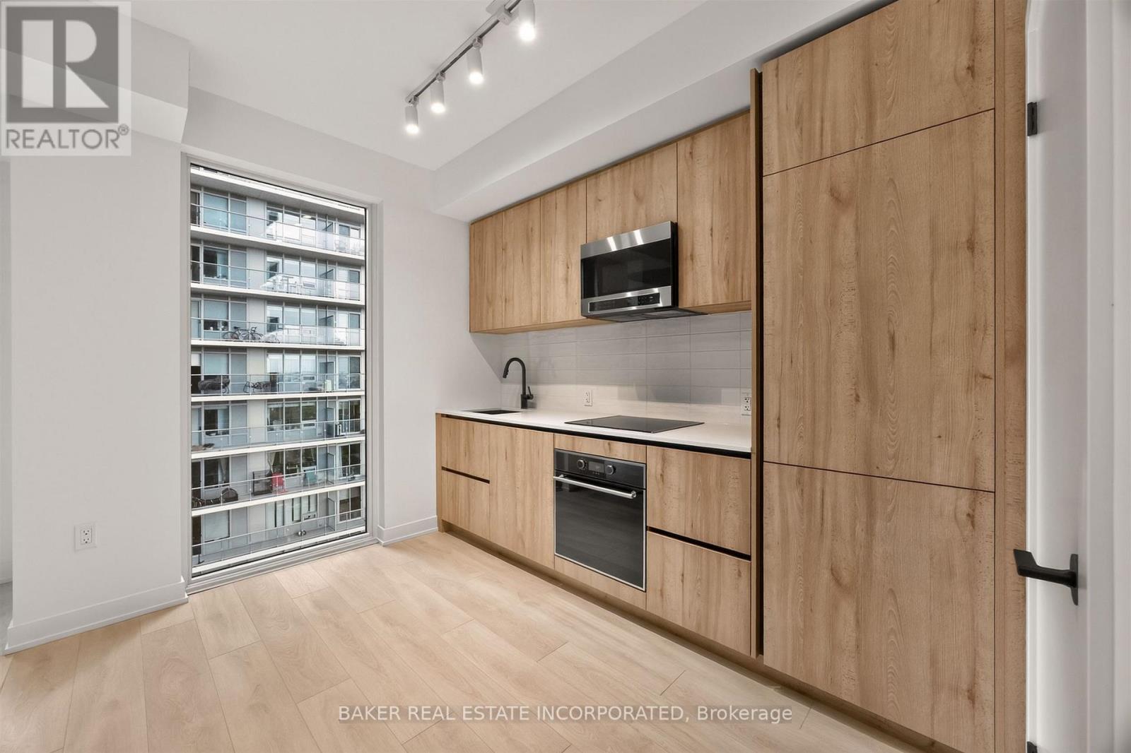 2303 - 117 Broadway Avenue, Toronto, Ontario  M4P 1V3 - Photo 4 - C13883070