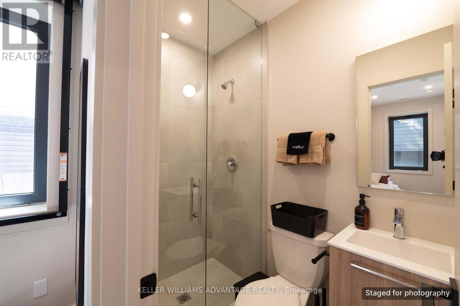 1 - 23 Ross Street, Toronto, Ontario  M5T 1Z8 - Photo 10 - C13883156