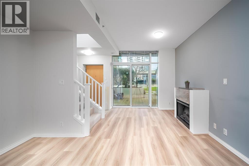 303 1211 Melville Street, Vancouver, British Columbia  V6E 0A7 - Photo 5 - R3172664