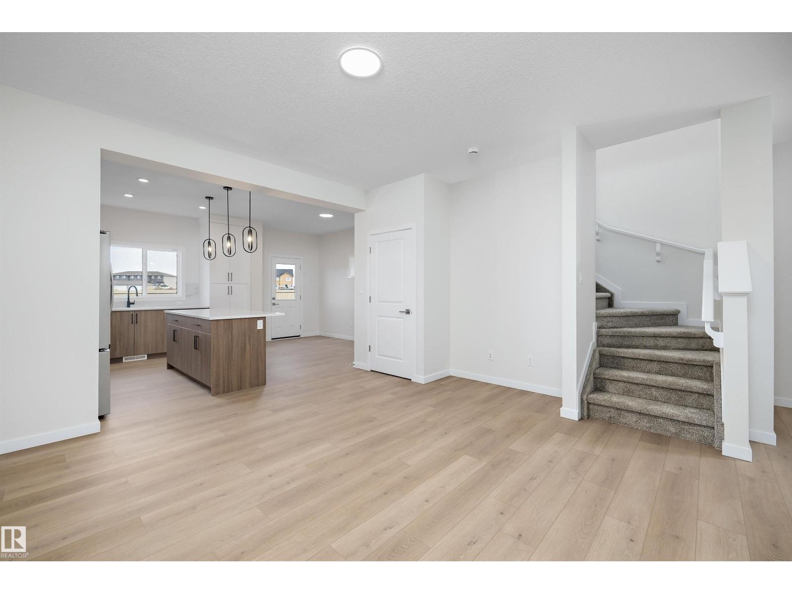 5317 Hawthorn Cl SW, Edmonton, Alberta  T6X 2Y7 - Photo 8 - E4479743