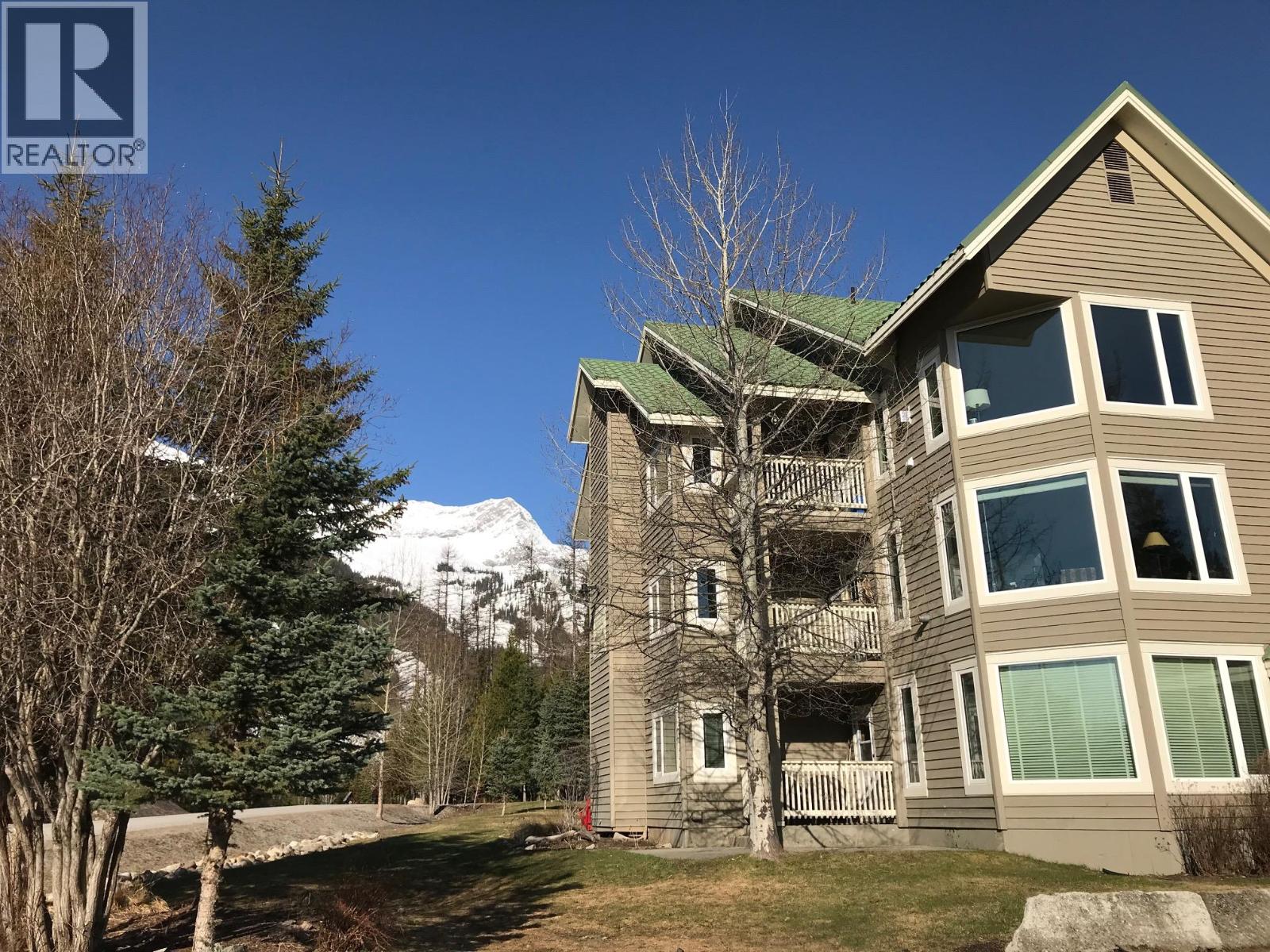 101-4559 Timberline Crescent