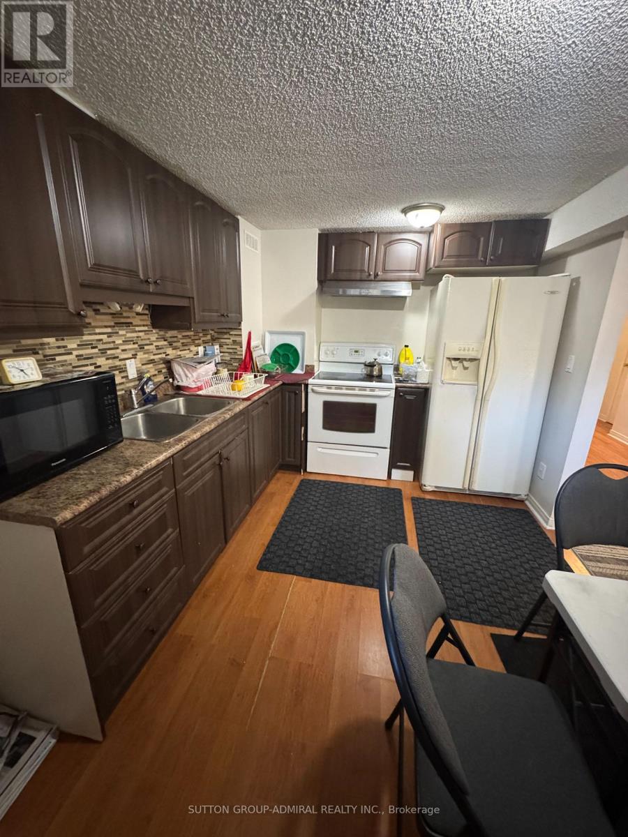 29 Bingham Street, Richmond Hill, Ontario L4C 8Y7 - Photo 5 - N13883028