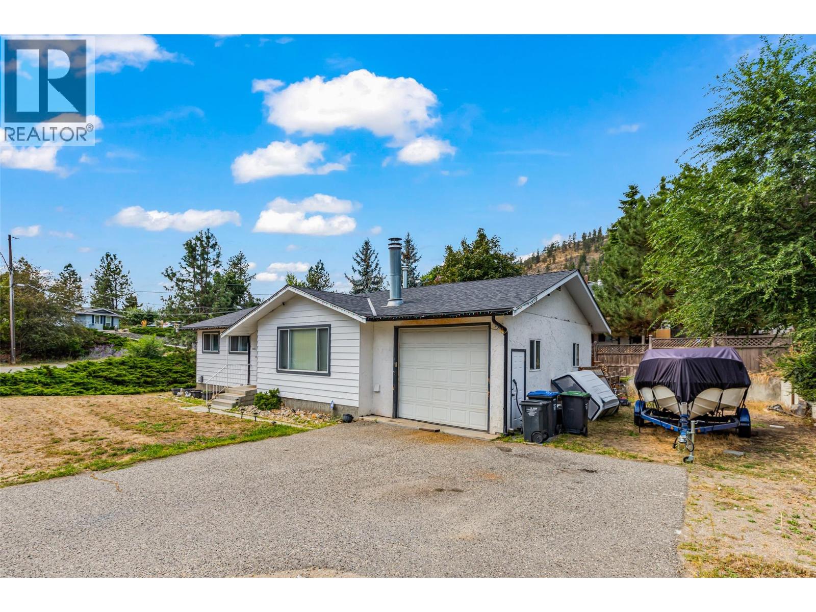 5911 Ehlers Road, Peachland, British Columbia  V0H 1X0 - Photo 3 - 10403215