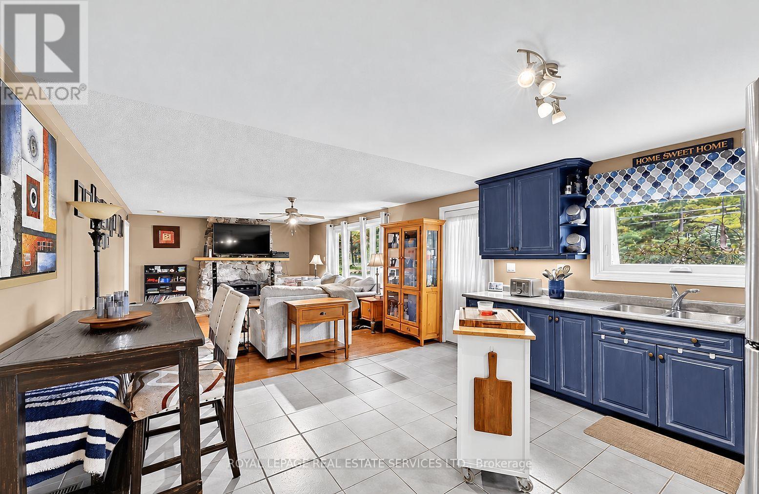 1687 River Road W, Wasaga Beach, Ontario  L9Z 2S2 - Photo 5 - S13883076