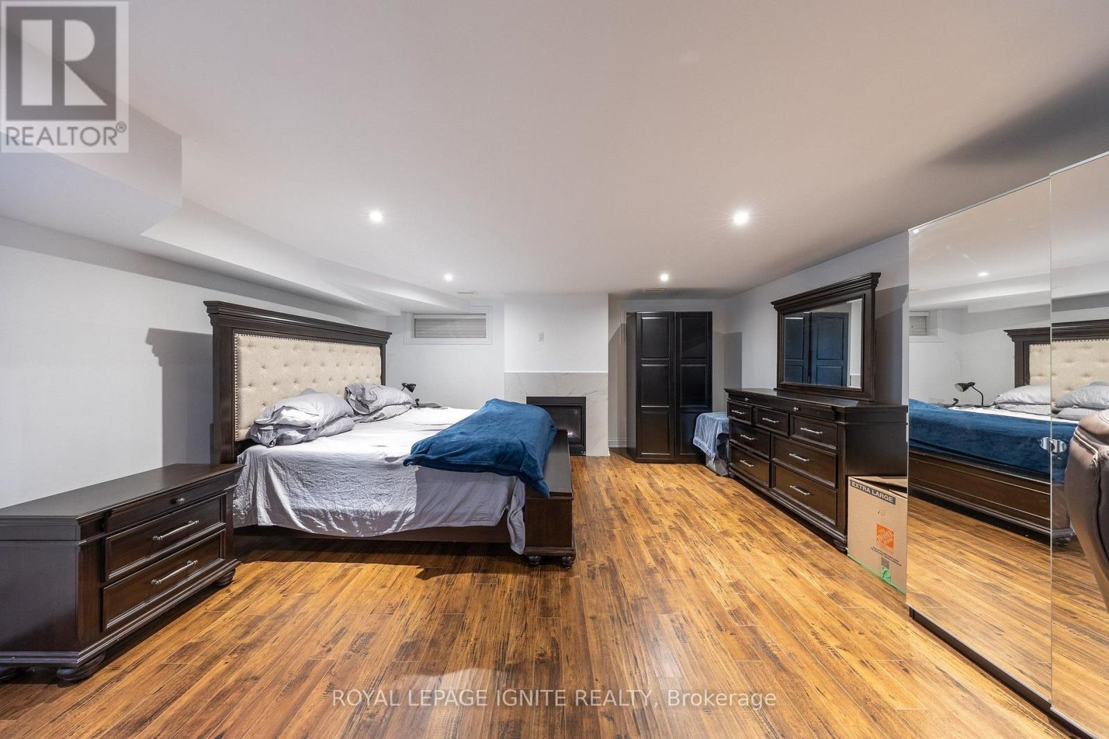 31 Jodphur Avenue, Toronto, Ontario  M9M 2J3 - Photo 45 - W13882980