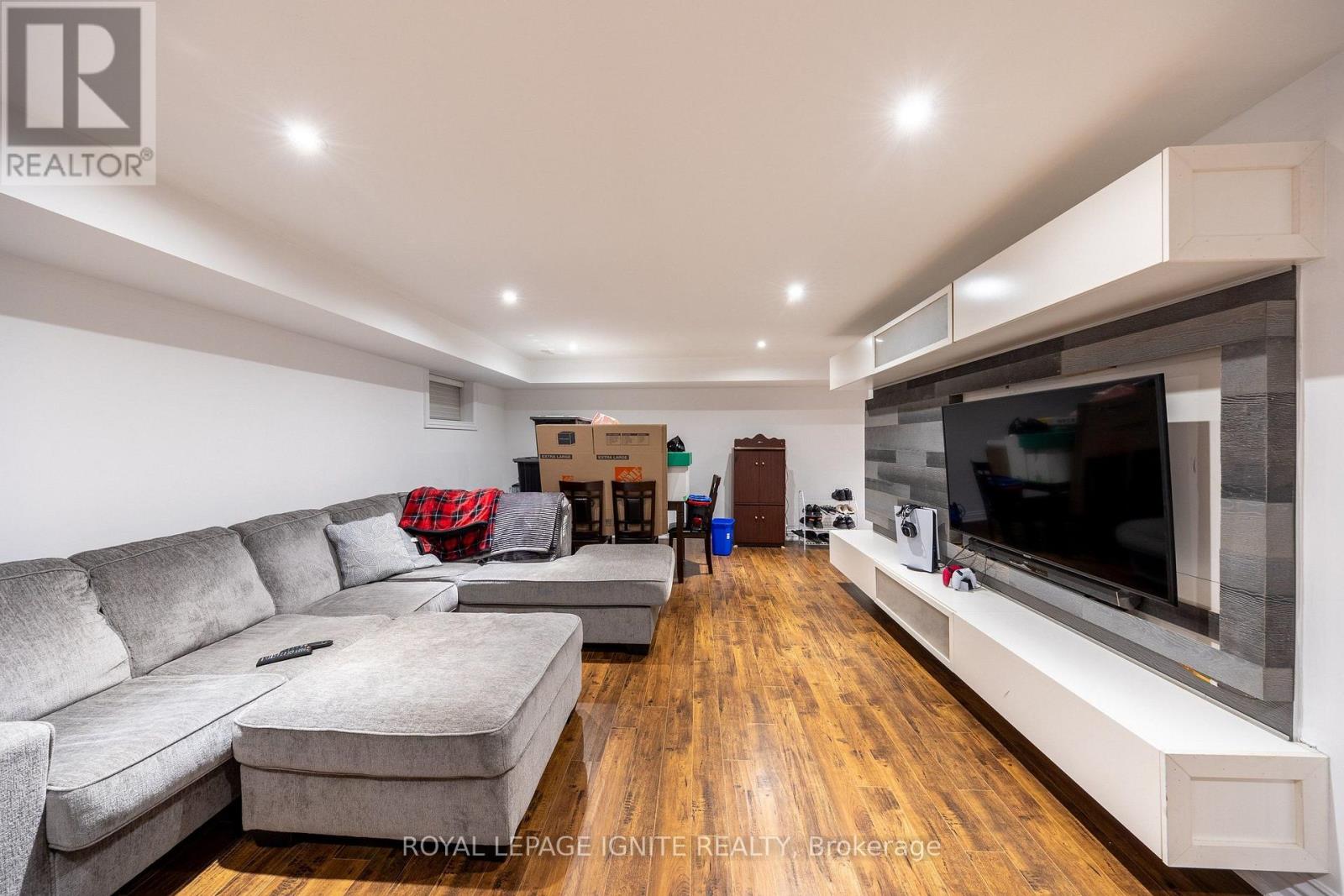 31 Jodphur Avenue, Toronto, Ontario  M9M 2J3 - Photo 47 - W13882980