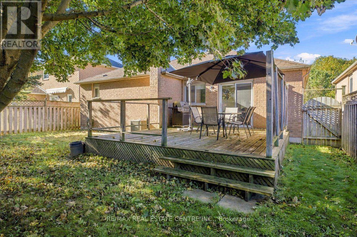 22 Birchway Place, Halton Hills, Ontario  L7J 2X4 - Photo 35 - W13883062