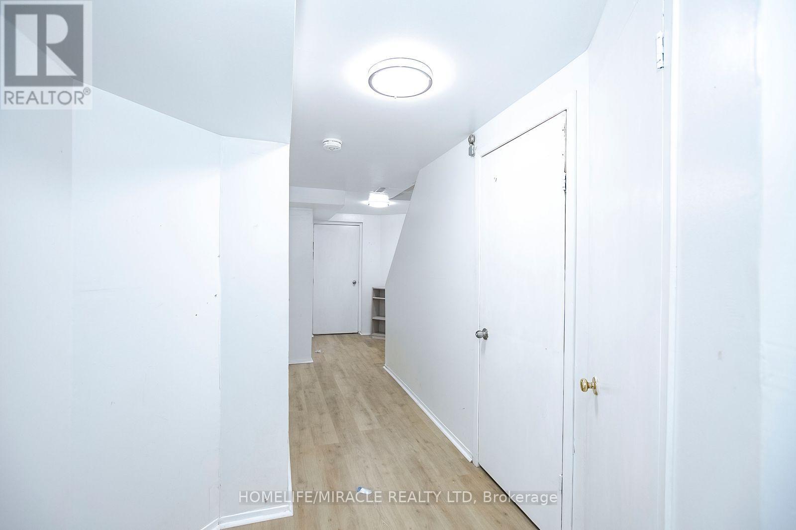 33 Adam Street, Brampton, Ontario  L6Z 2S2 - Photo 46 - W13883110