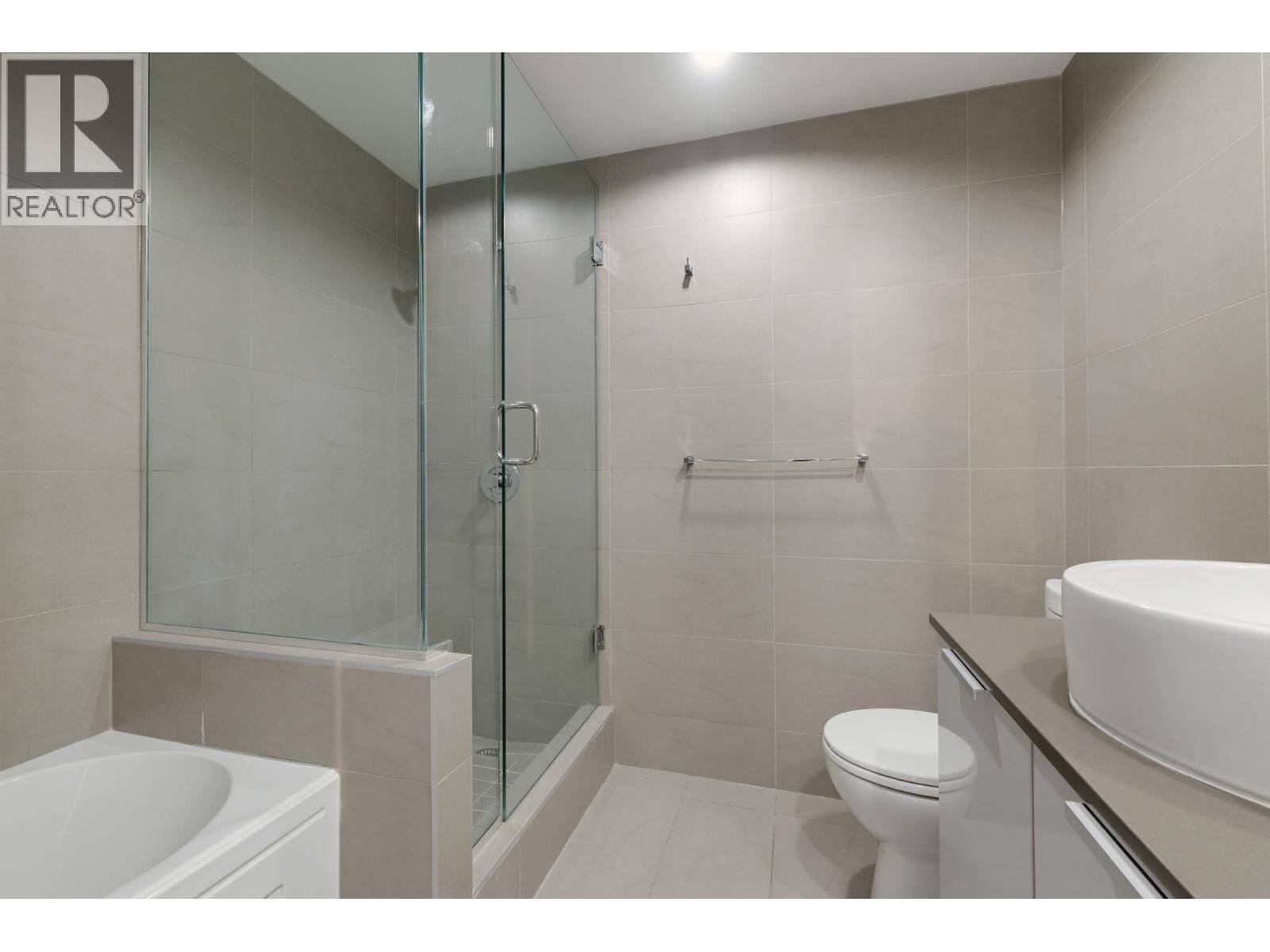 1803 108 W CORDOVA STREET