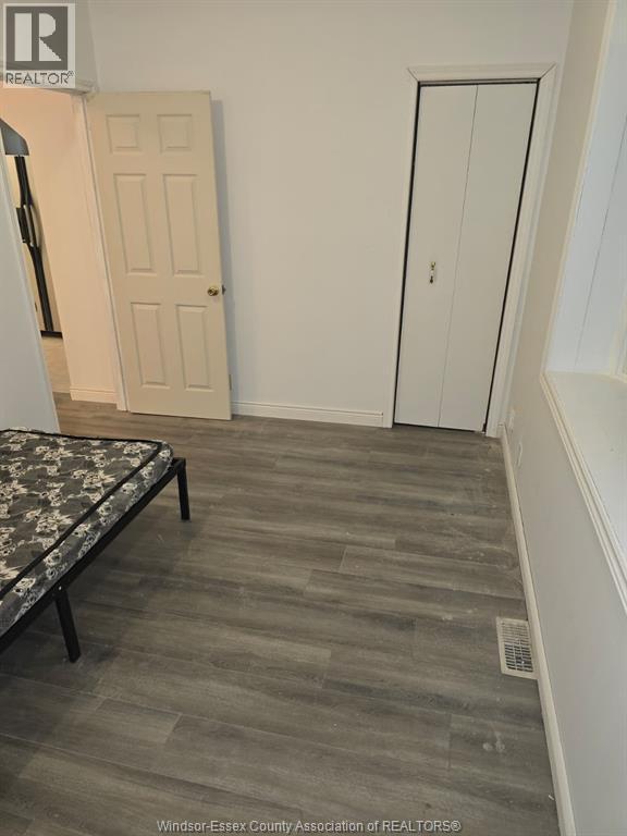 3272 Peter Street, Windsor, Ontario N9E 4V6 - Photo 2 - 26024997