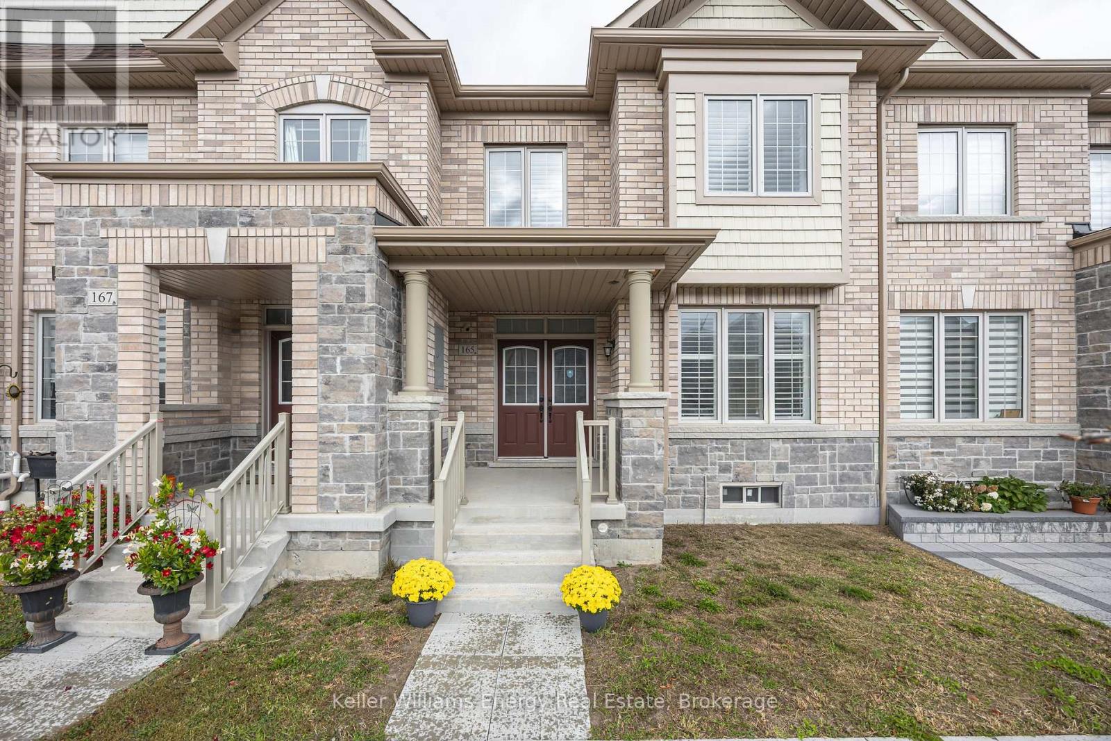 165 Coronation Road, Whitby, Ontario  L1P 0H5 - Photo 2 - E13883166
