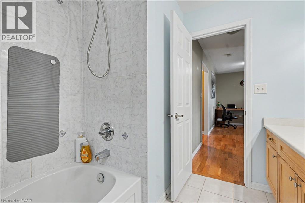 418 Kitty Murray Lane, Ancaster, Ontario  L9K 0E2 - Photo 22 - 40869899