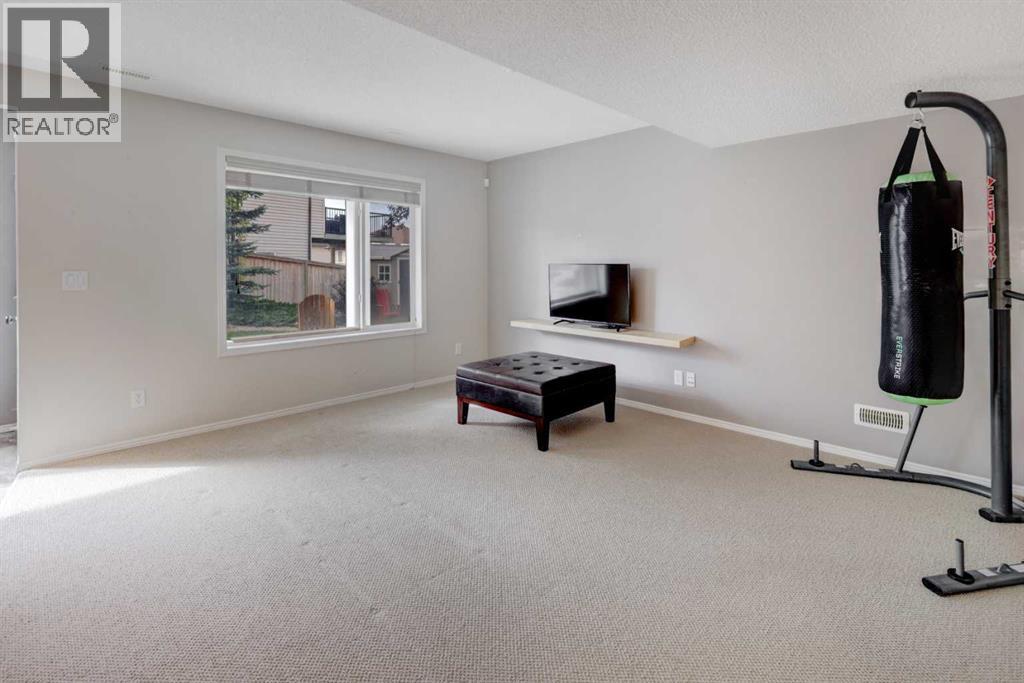 50 Pantego Point Nw, Calgary, Alberta  T3K 0C1 - Photo 23 - A2345597