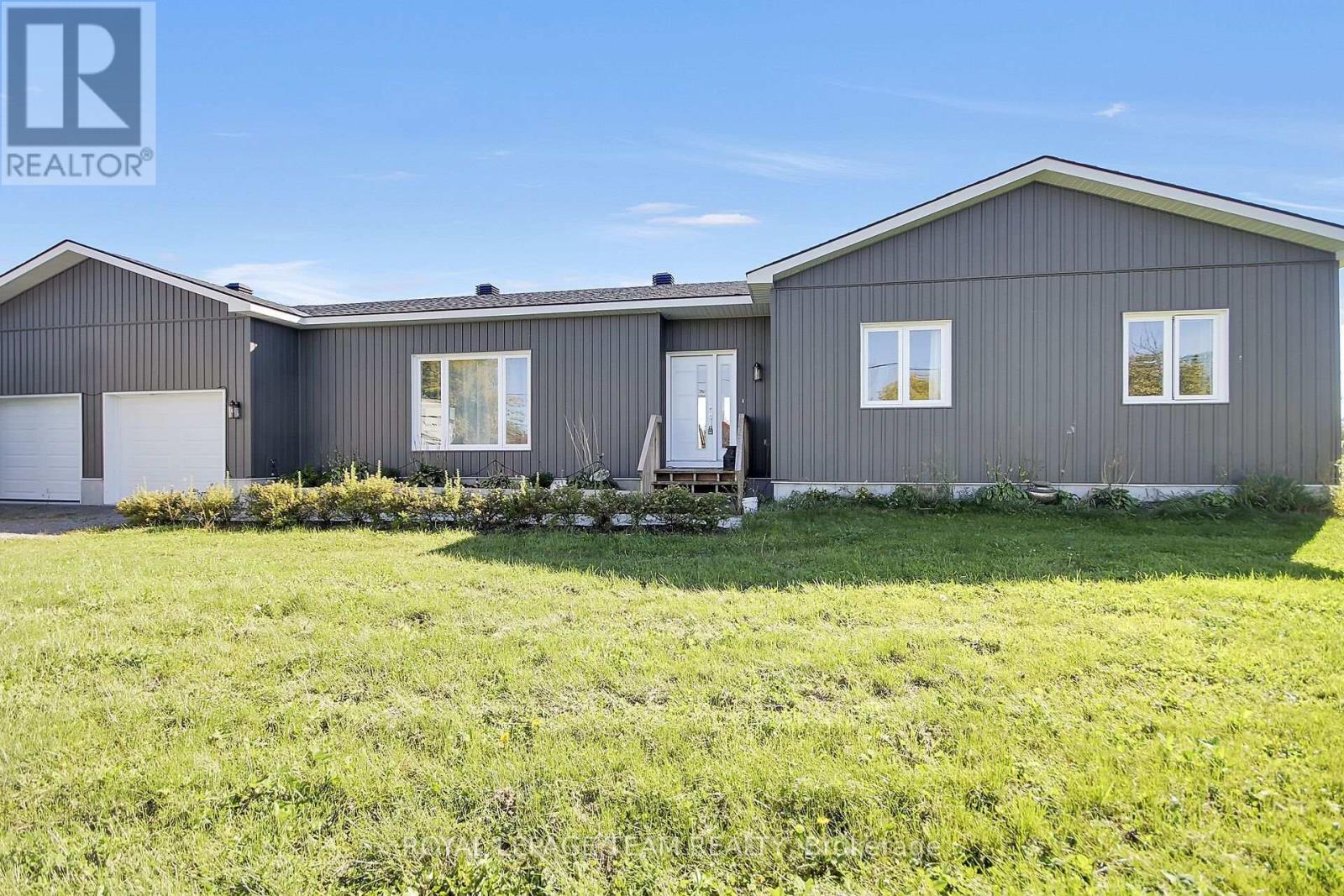 10664 BLAINE ROAD, North Dundas, Ontario