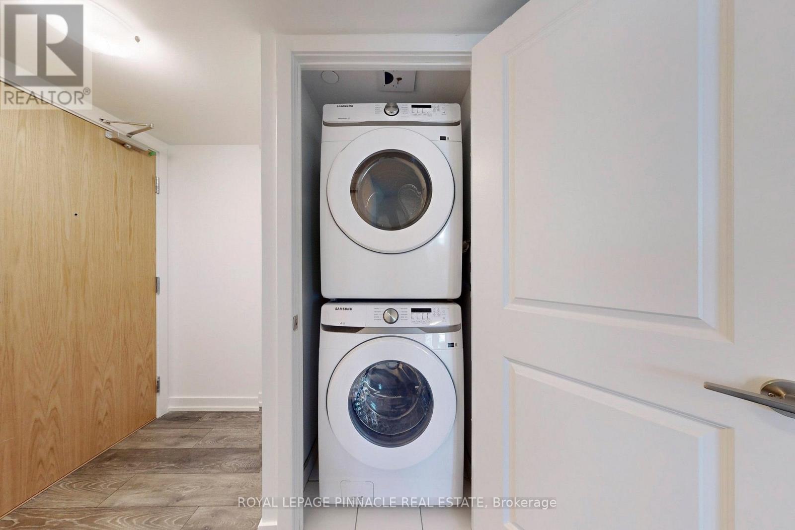 804 - 1455 Celebration Drive, Pickering, Ontario  L1W 0C3 - Photo 31 - E13883246