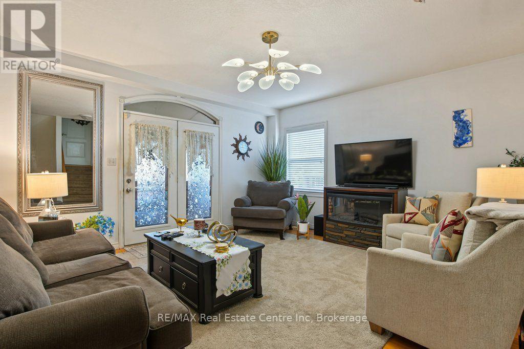 978 Edinburgh Road S, Guelph, Ontario N1G 5H2 - Photo 23 - X13883310