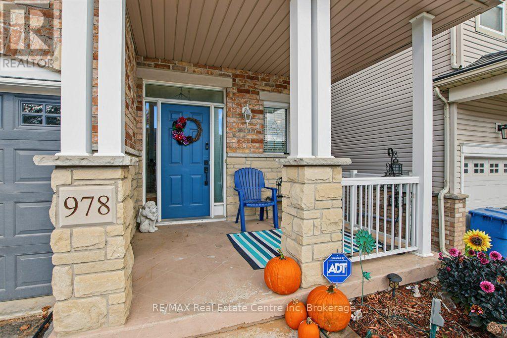 978 Edinburgh Road S, Guelph, Ontario N1G 5H2 - Photo 3 - X13883310