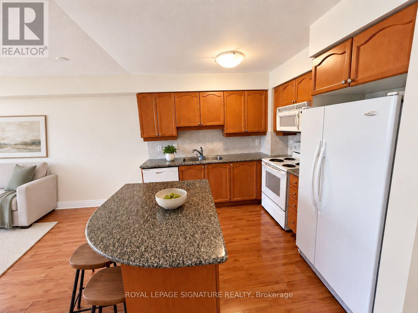 323 - 80 Harrison Garden Boulevard, Toronto, Ontario  M2N 7E3 - Photo 11 - C13796938