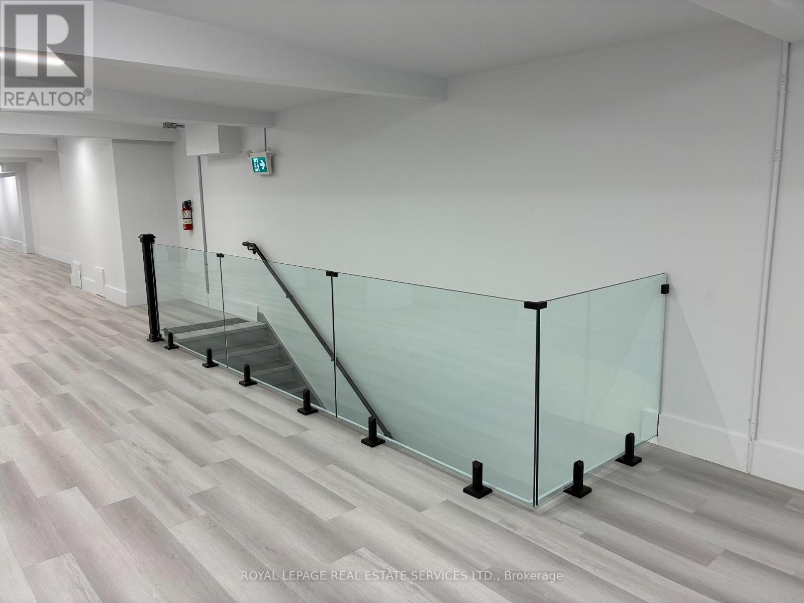 2nd Floor - 298 Spadina Avenue, Toronto, Ontario  M5T 2G5 - Photo 11 - C13848122