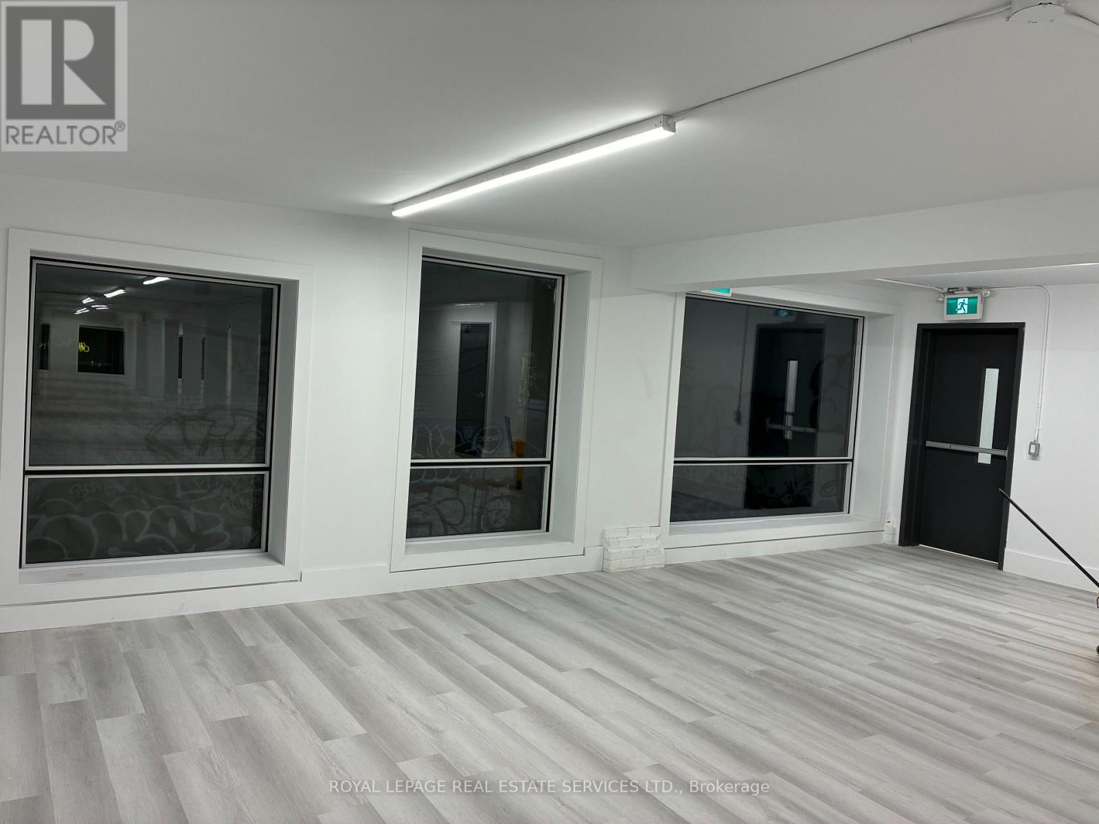 2nd Floor - 298 Spadina Avenue, Toronto, Ontario  M5T 2G5 - Photo 6 - C13848122