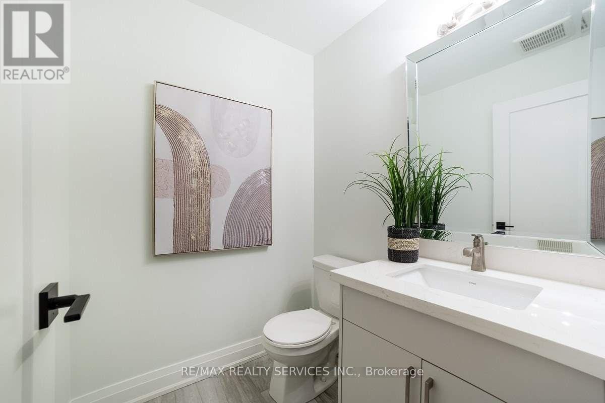 76 Burton Street, Hamilton, Ontario  L8L 3R3 - Photo 3 - X13849490