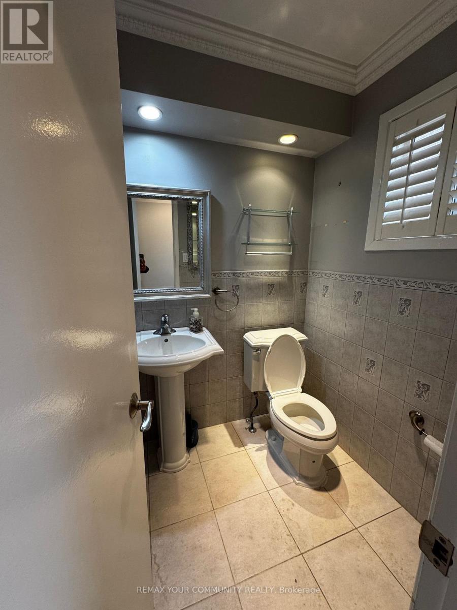 Basement - 198 Stephen Street, Richmond Hill (North Richvale), Ontario  L4C 5P1 - Photo 10 - N13883282