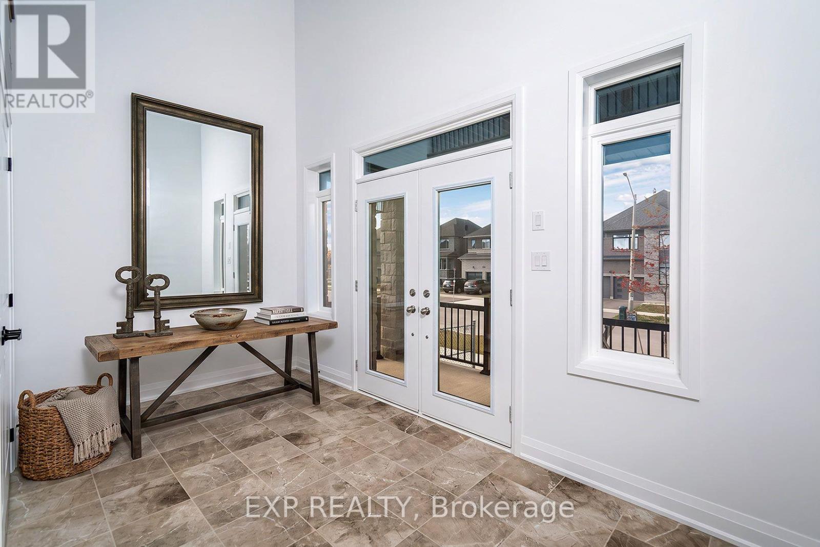 40 Lally Terrace, Barrie, Ontario  L9J 0Y1 - Photo 4 - S13883172