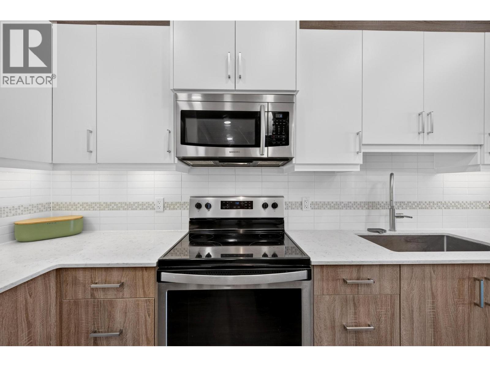 410 5TH Avenue S Unit# 1205