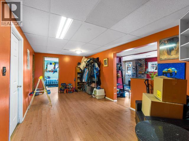 1740 MACAULAY Road