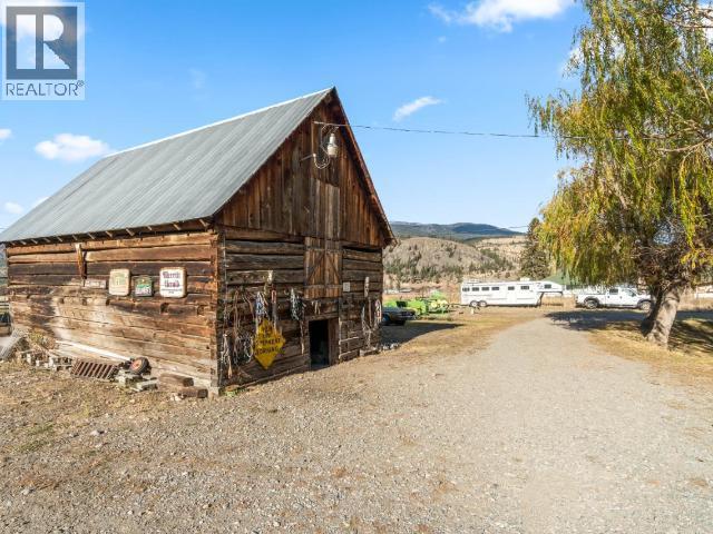 1740 MACAULAY Road